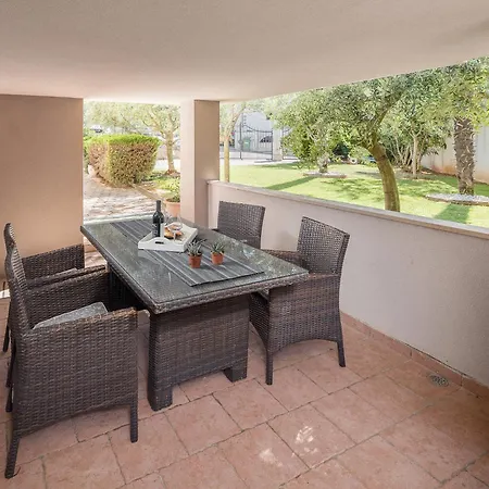 Апартаменты Aida